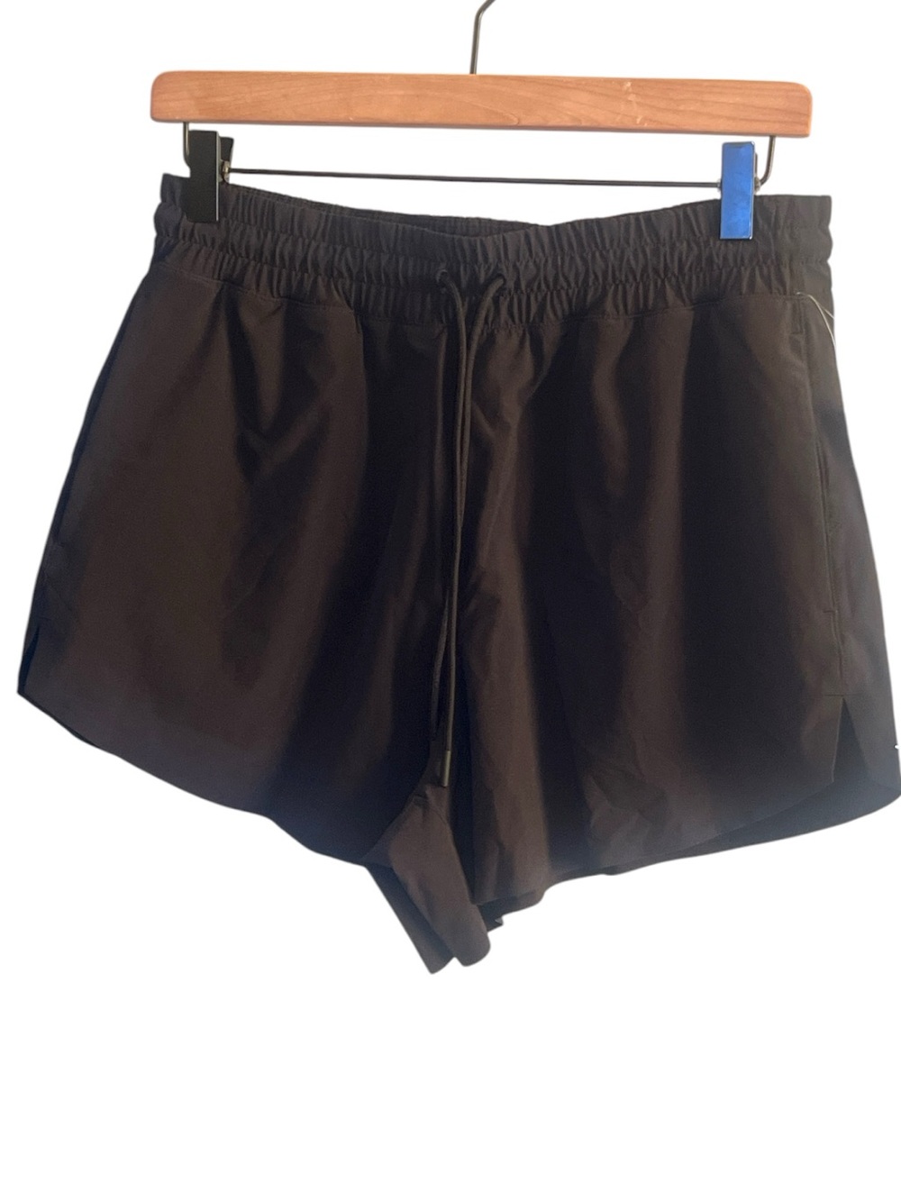 Athleta Crossroads Short Black Featherweight Stretch Size Small NWT - Picture 2 of 13